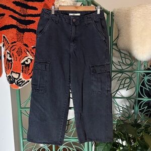 Levi’s Black Cargo Pants size 28